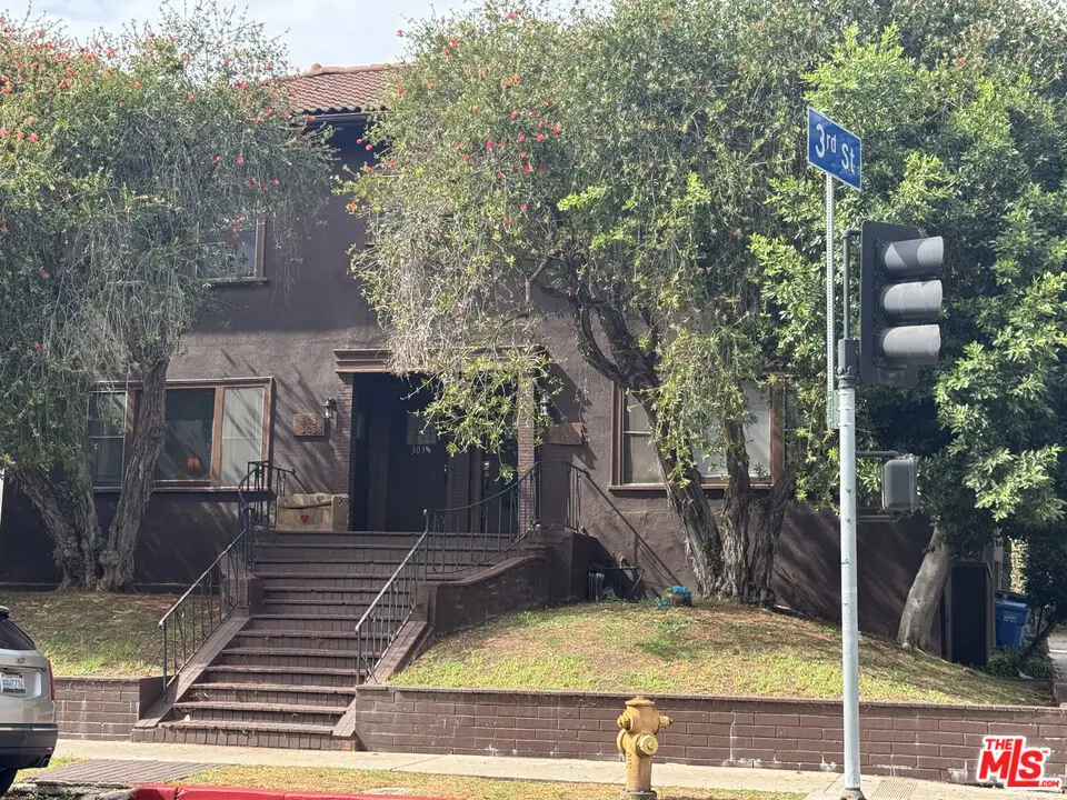 301 S Norton Avenue, Los Angeles, CA 90020 - #1