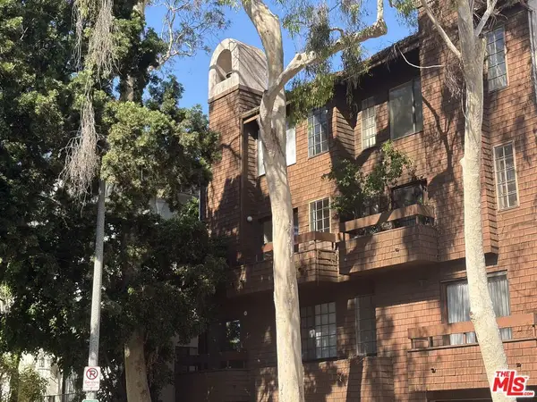 12815 Caswell Avenue #105, Los Angeles, CA 90066