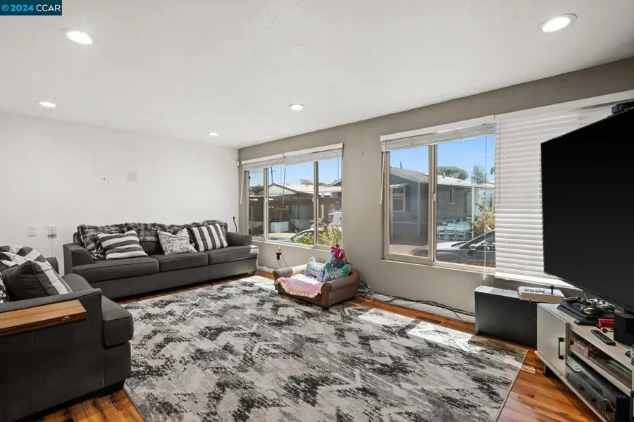 55 Pacifica Ave, Bay Point, CA 94565 - Image #2