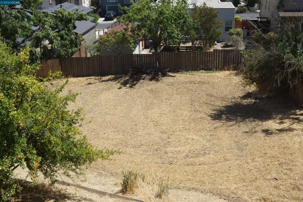 104 Warren St, Martinez, CA 94553 - Image #1