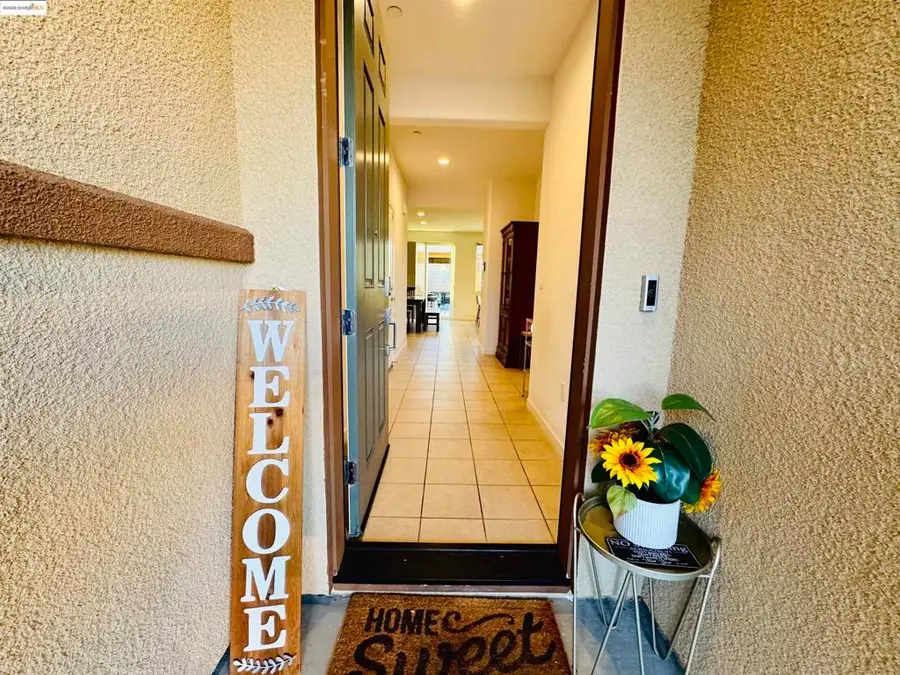 1336 Jamboree Dr, Fairfield, CA 94533 - Image #3