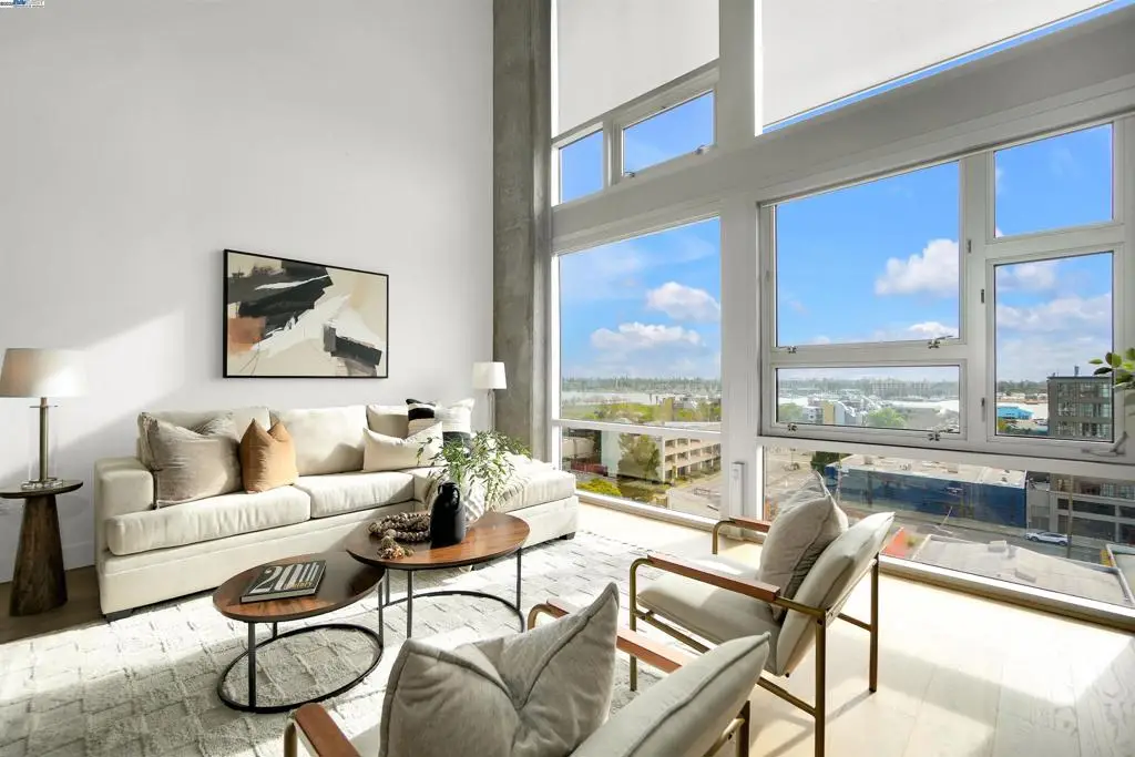 311 Oak St #PH25, Oakland, CA 94607 - Image #1
