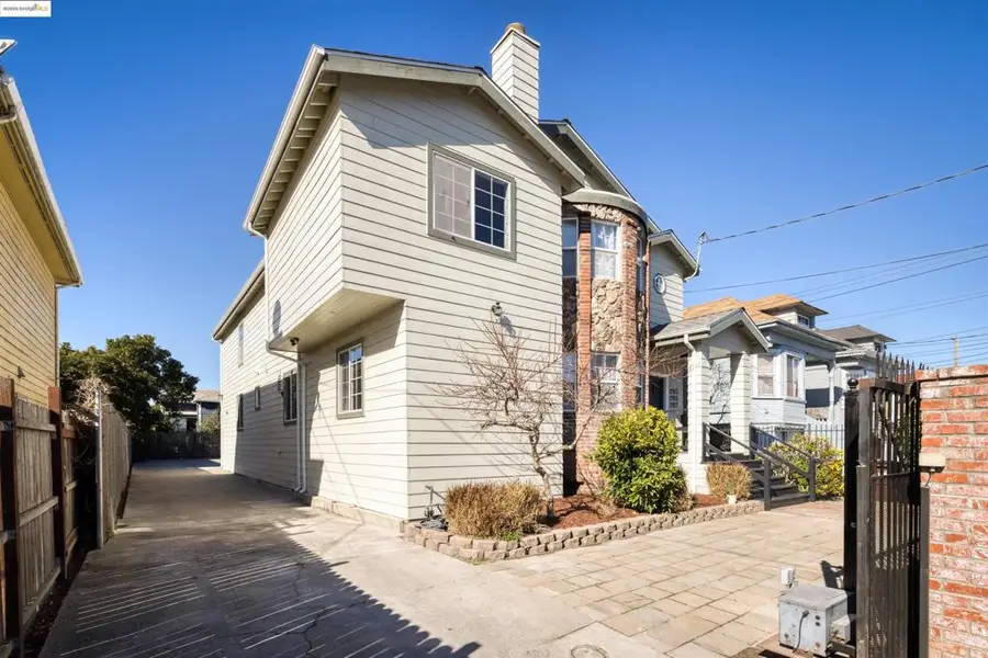 2915 Filbert St, Oakland, CA 94608 - Image #2