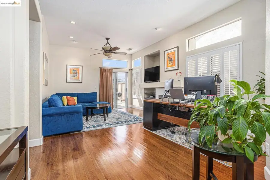 1750 Laurelgrove Ln, Tracy, CA 95376 - Image #2