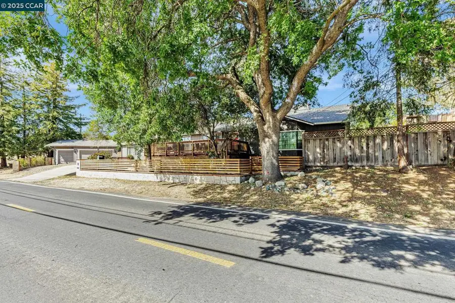 4701 Myrtle Dr, Concord, CA 94521 - Image #3