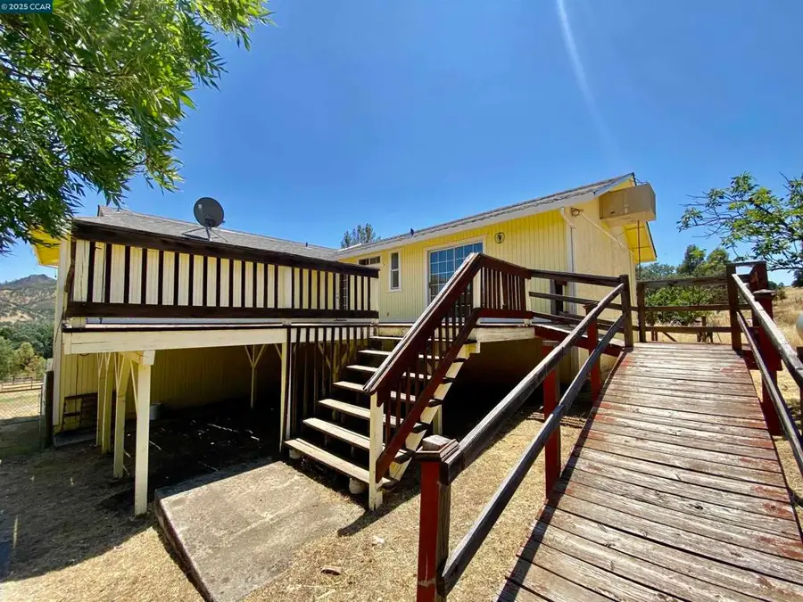 2707 River View Rd, Clearlake Oaks, CA 95423 - #2