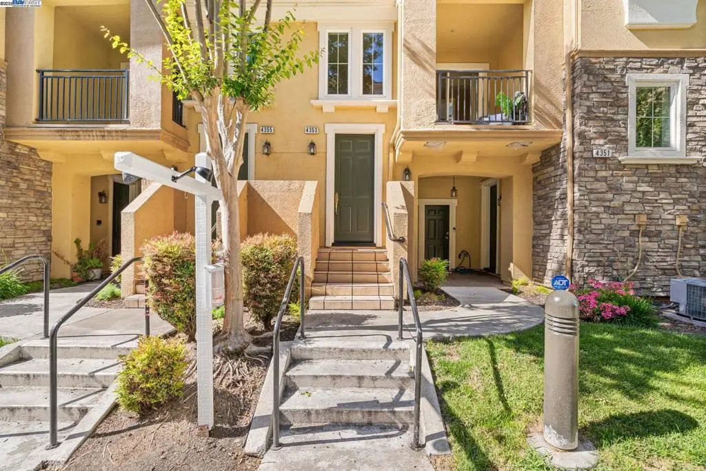 4353 Fitzwilliam St, Dublin, CA 94568 - Image #1
