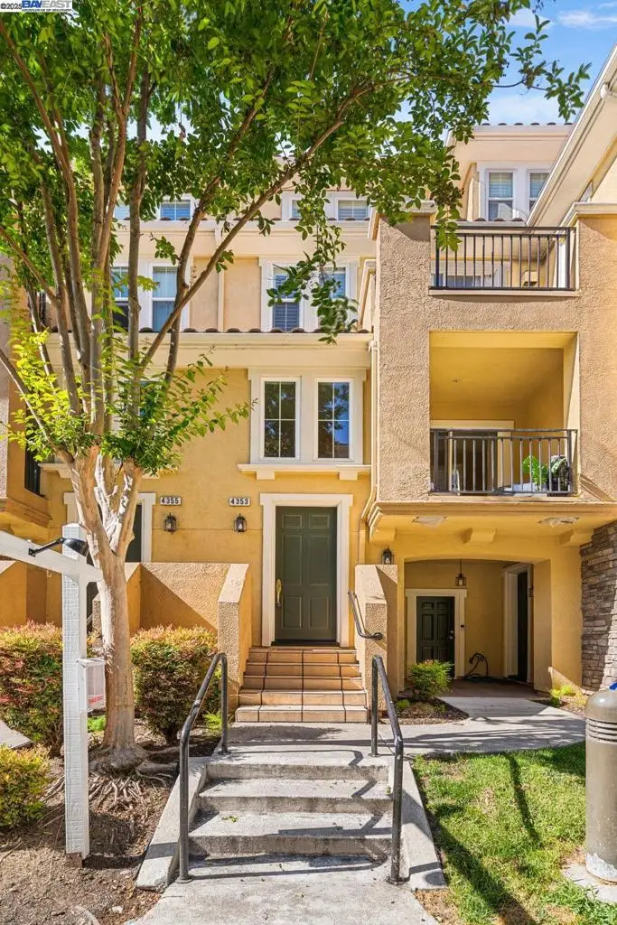 4353 Fitzwilliam St, Dublin, CA 94568 - Image #2