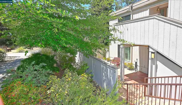 1332 Canyonwood Ct #2, Walnut Creek, CA 94595