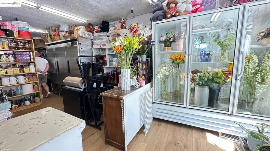 12664 San Pablo Avenue, Richmond, CA 94805 - #3