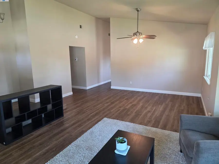 2929 Bluebonnet Ct, Antioch, CA 94531 - Image #3