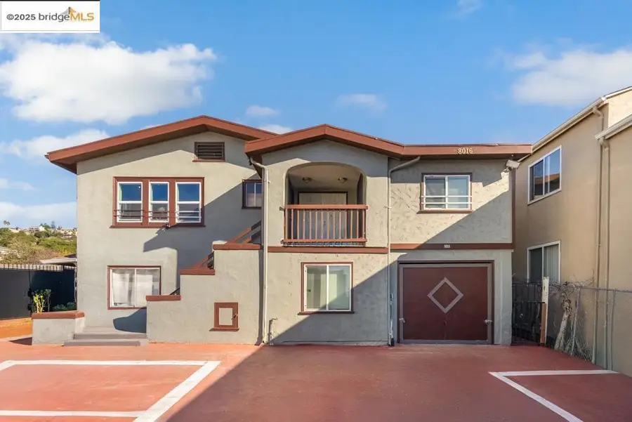 8016 Macarthur Blvd, Oakland, CA 94605 - #2