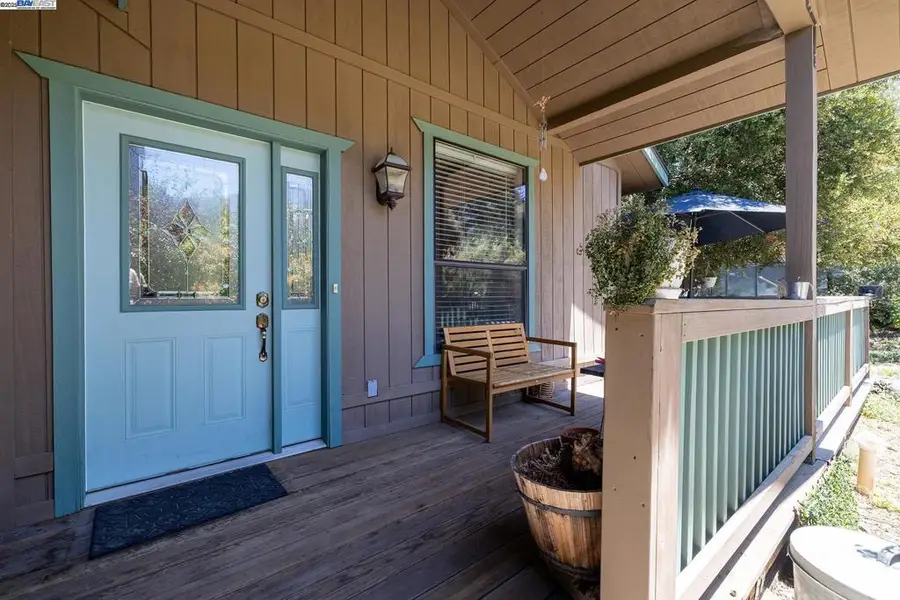 2048 Woodland Dr, Pine Mountain Club, CA 93222 - Image #2