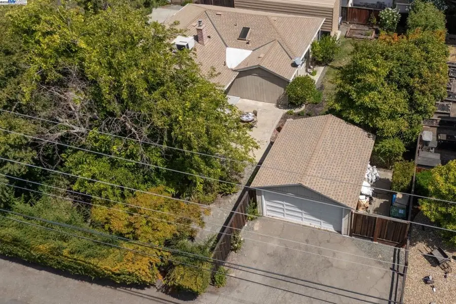 2175 Whyte Park Ave, Walnut Creek, CA 94595 - Image #3