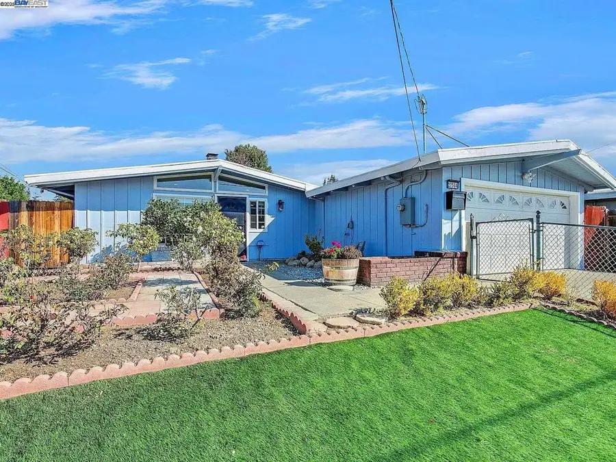 27584 La Porte Ave, Hayward, CA 94545 - Image #2