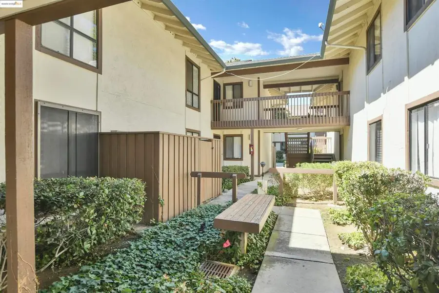 1701 Mahogany Way #38, Antioch, CA 94509 - Image #2