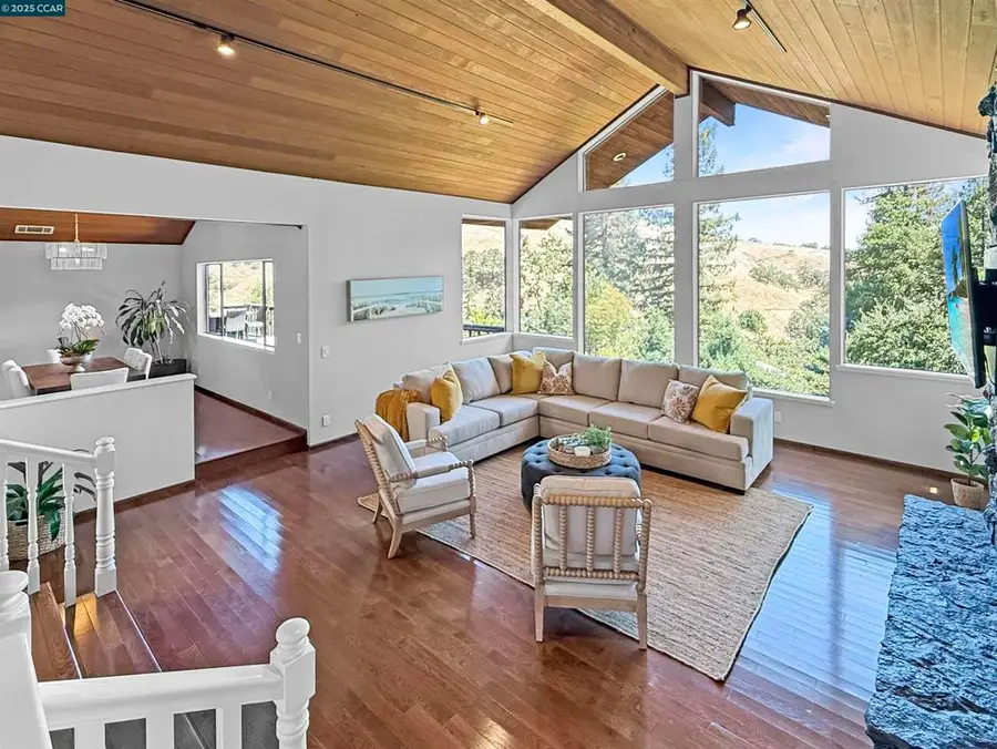 130 Hillcroft Way, Walnut Creek, CA 94597 - Image #2