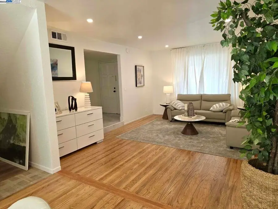 2270 Kenry Way, South San Francisco, CA 94080 - Image #2