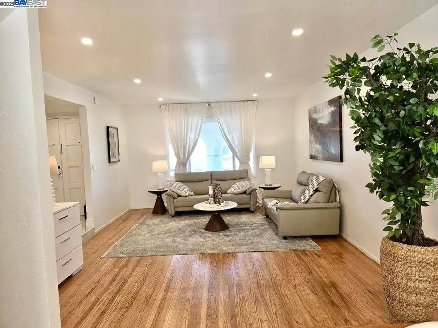 2270 Kenry Way, South San Francisco, CA 94080 - Image #3