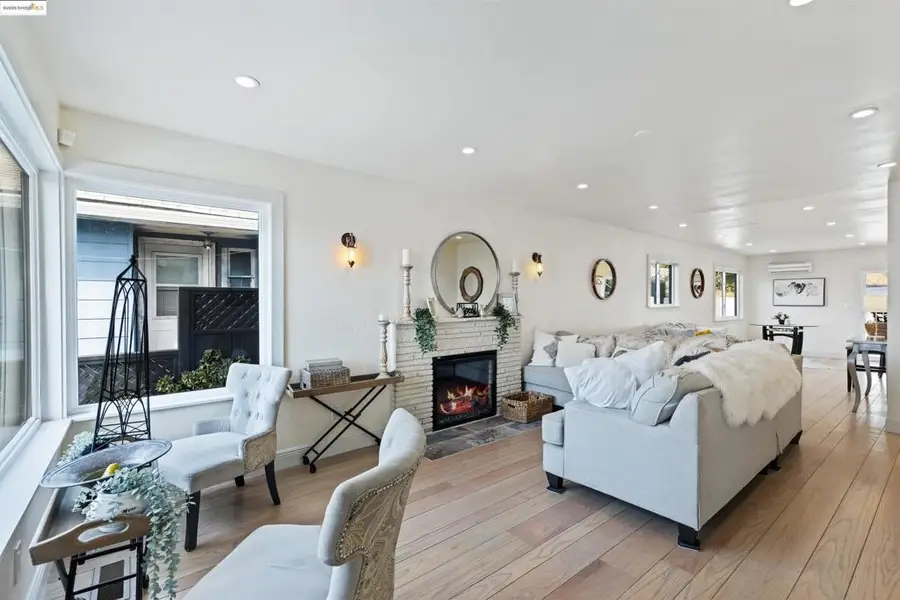 7756 Sunkist Dr, Oakland, CA 94605 - Image #3