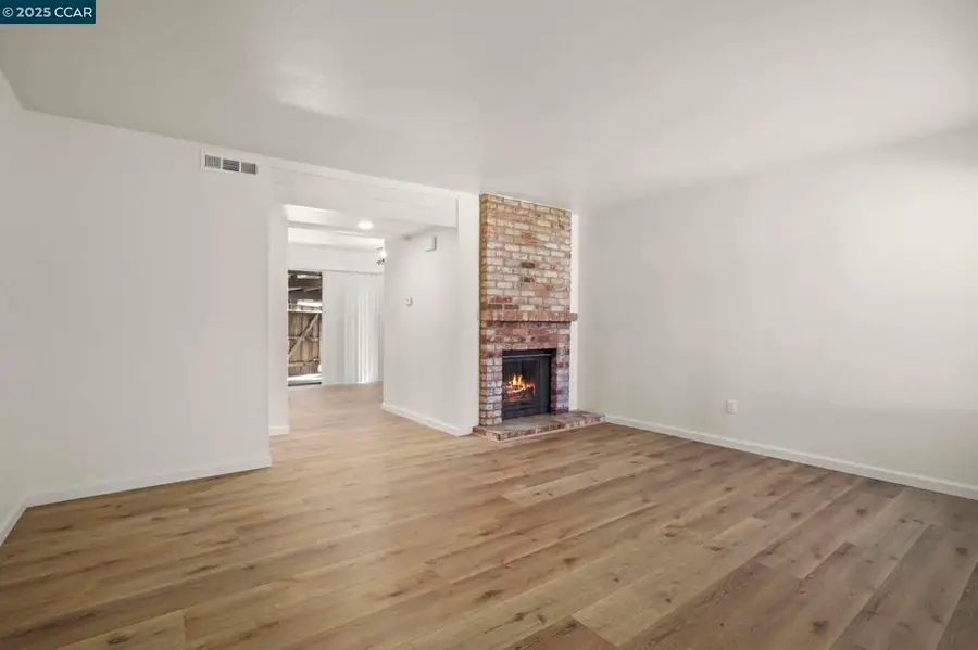 982 982 Juniper Ct, Crockett, CA 94525 - #3