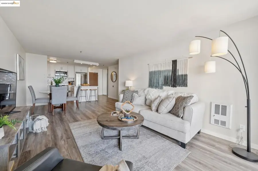 555 Pierce St #203, Albany, CA 94706 - Image #3