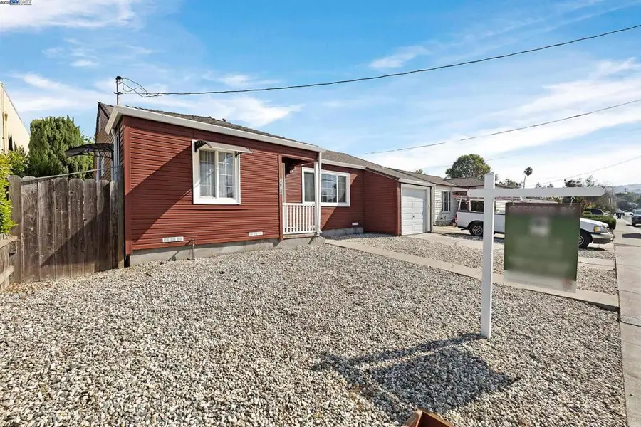 3414 Pine St, Castro Valley, CA 94546 - Image #2