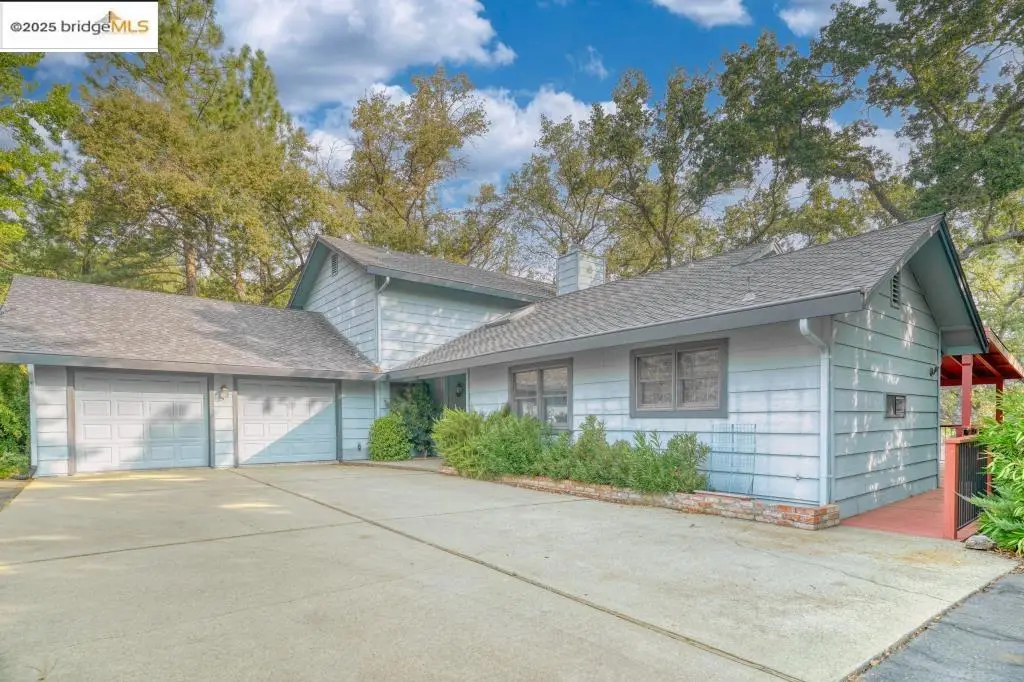 19195 Ferretti Rd., Groveland, CA 95321 - #1