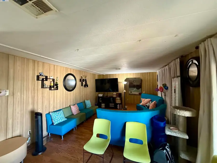 1220 Tasman, Sunnyvale, CA 94089 - Image #3