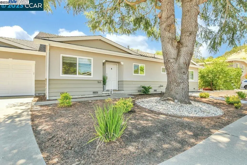 164 Gilbert Ct, Martinez, CA 94553 - Image #1