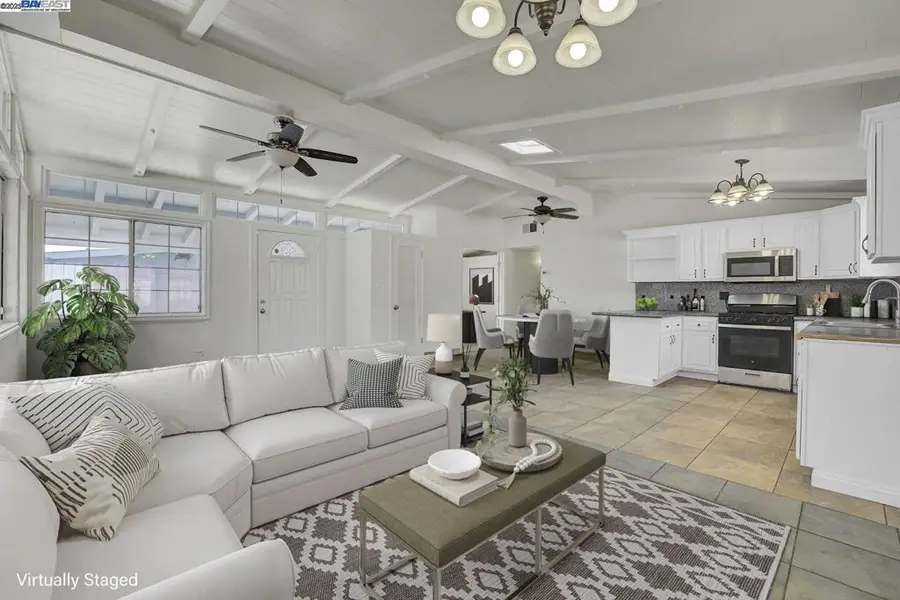 2675 Leeward St, Hayward, CA 94545 - Image #2