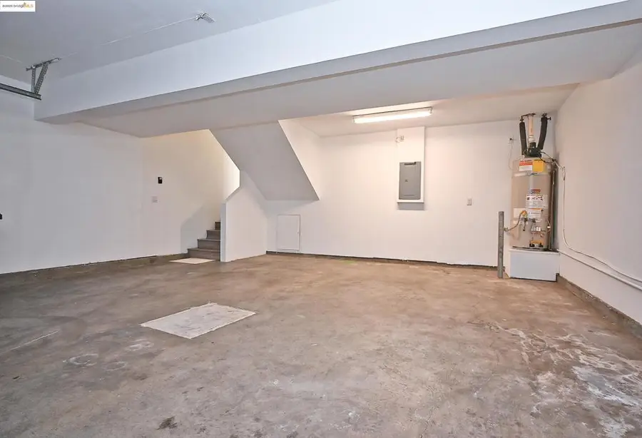 215 Santa Barbara St, San Pablo, CA 94806 - Image #2