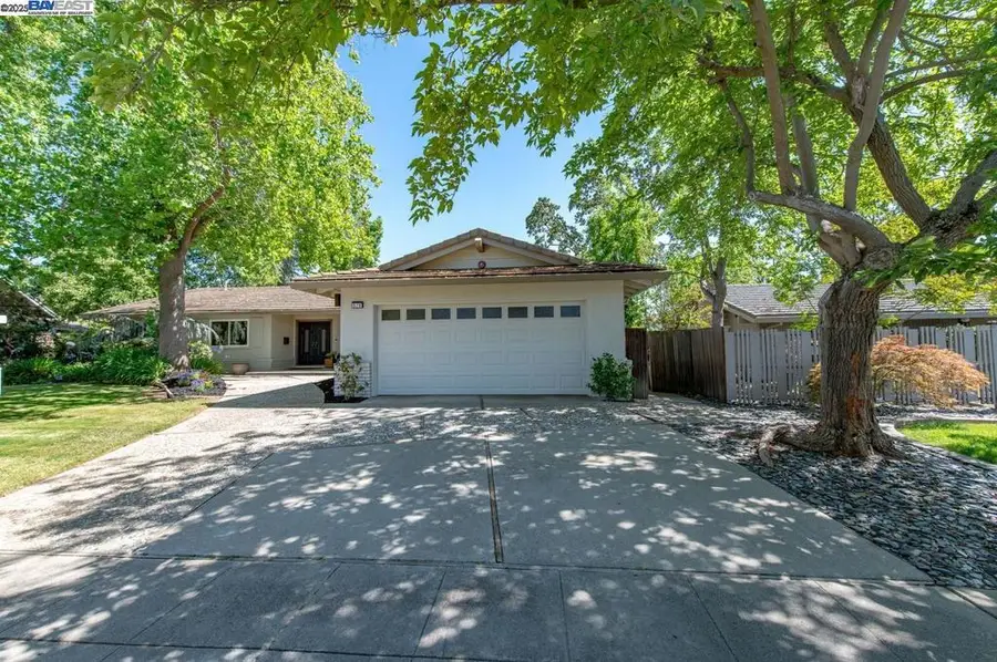 578 Escondido Cir, Livermore, CA 94550 - Image #2