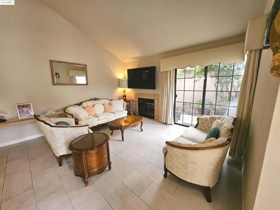 427 Grovewood Loop, Brentwood, CA 94513 - Image #3