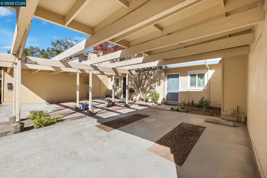 371 Joan Vista Street, El Sobrante, CA 94803 - Image #3