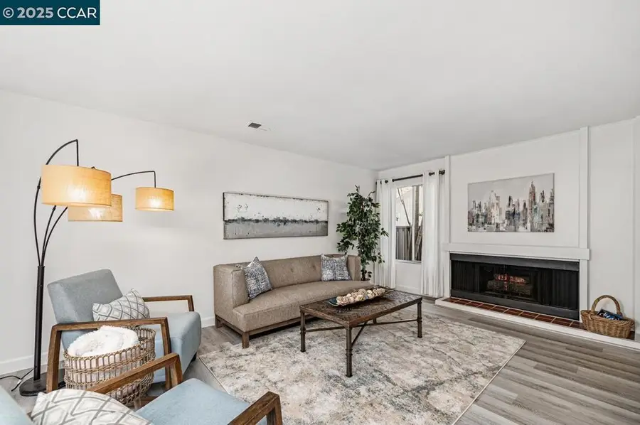 1909 Countrywood Ct, Walnut Creek, CA 94598 - Image #2