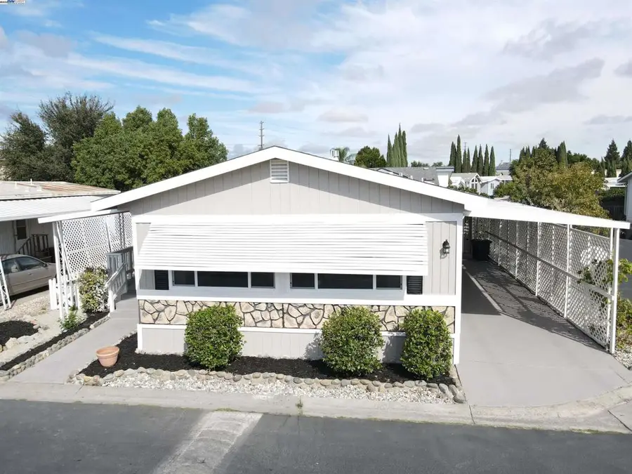 4923 Gardendell Rd, Sacramento, CA 95834 - Image #3