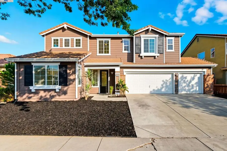 775 Sweetwood Ln, Patterson, CA 95363 - Image #2