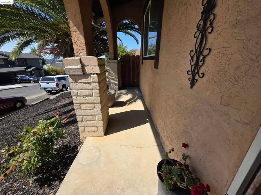 136 Evergreen Way, Vallejo, CA 94591 - #3