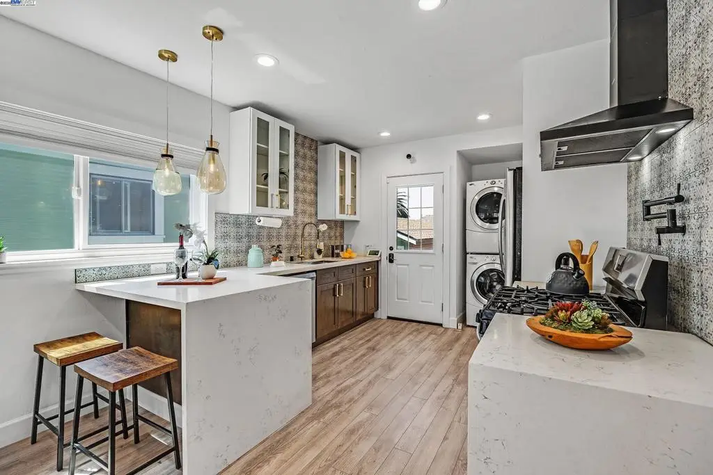 5407 Roberts Ave, Oakland, CA 94619 - Image #1