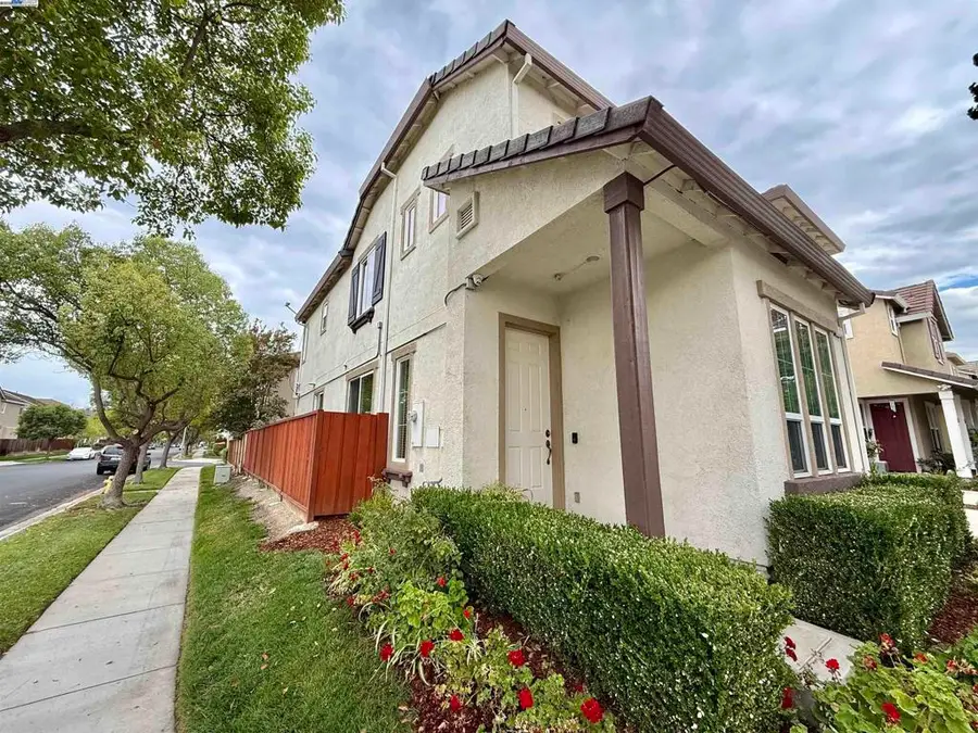 2712 Chocolate St, Pleasanton, CA 94588 - Image #3