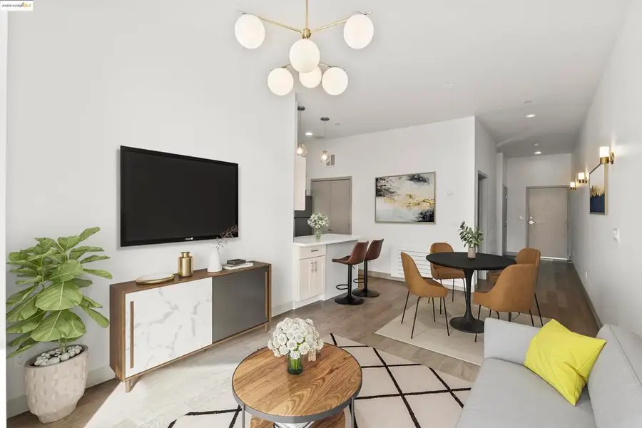 410 Webster St #1, Oakland, CA 94607 - Image #2