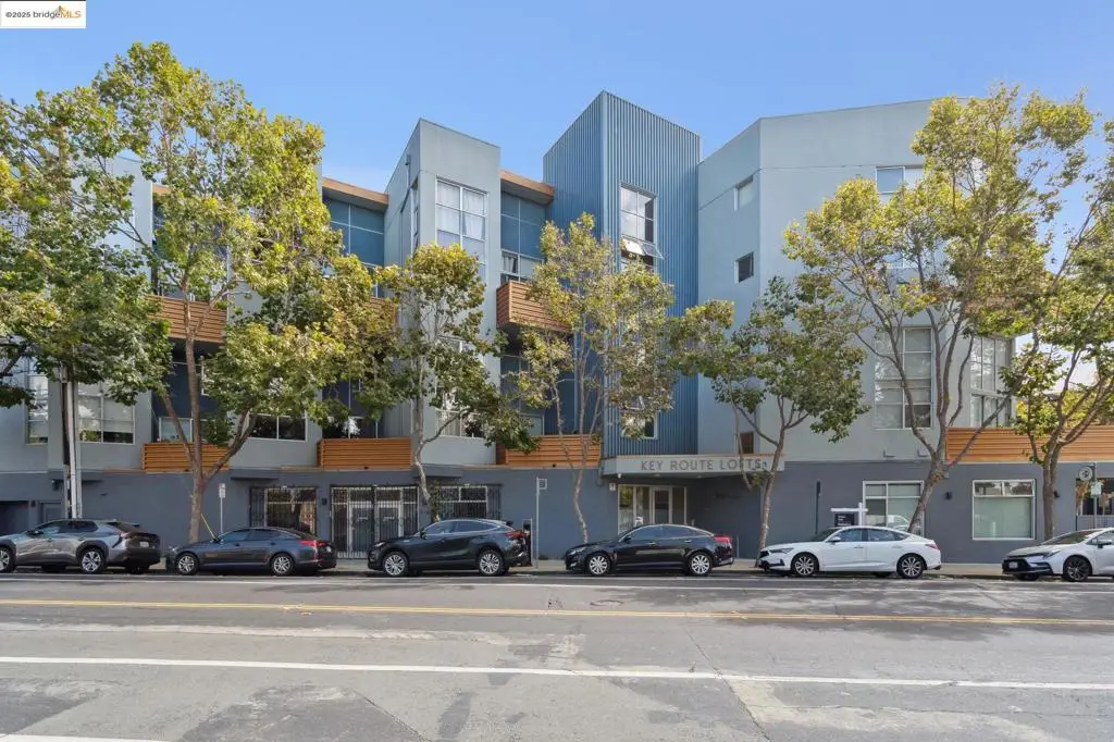 3960 Adeline St #303, Emeryville, CA 94608 - Image #1