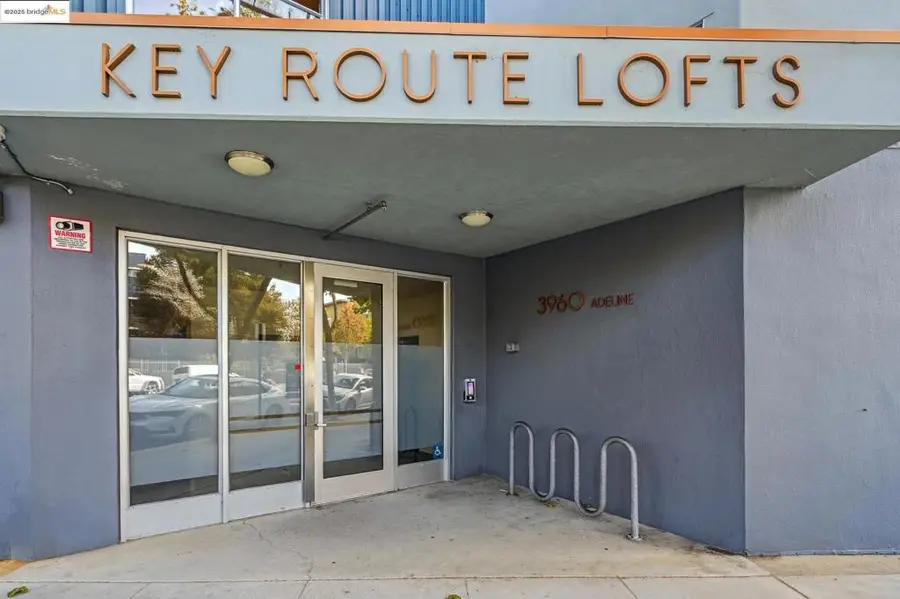 3960 Adeline St #303, Emeryville, CA 94608 - Image #3