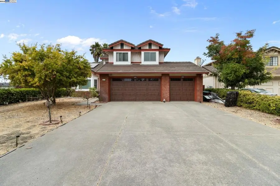 103 Opal Ct, Hercules, CA 94547 - Image #3