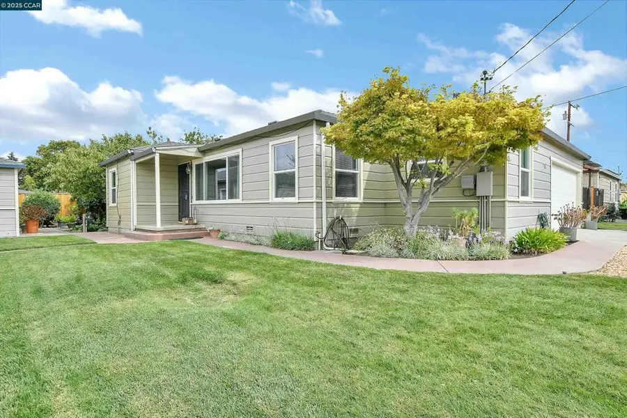 1860 Granada Dr, Concord, CA 94519 - Image #2