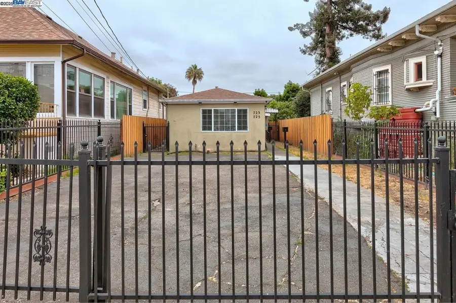 723 Apgar St, Oakland, CA 94609 - Image #2