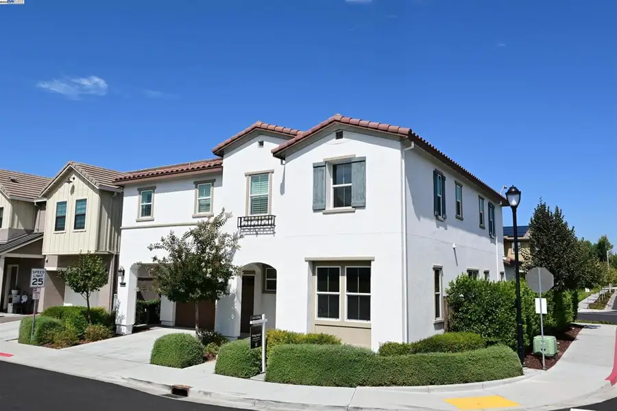 39490 N Darner Drive, Newark, CA 94560 - Image #2