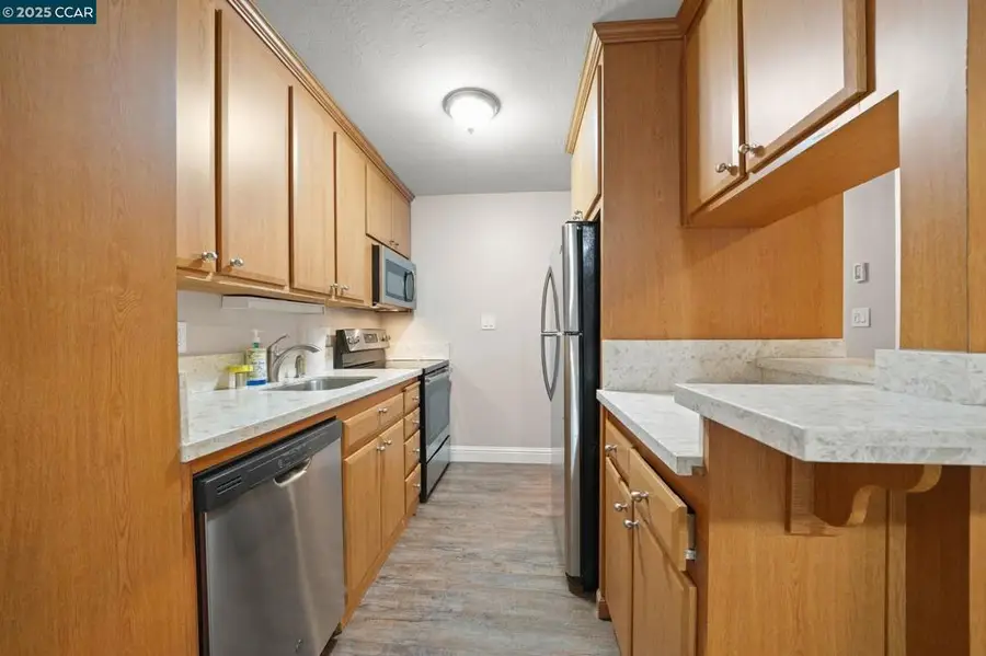 1036 Oak Grove Rd #21, Concord, CA 94518 - Image #3