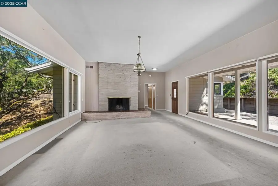 131 Moraga Way, Orinda, CA 94563 - Image #3